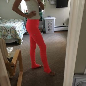 Alo Yoga Goddess yoga Pants!